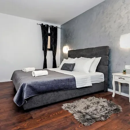 Deluxe A&a Appartement Rovinj